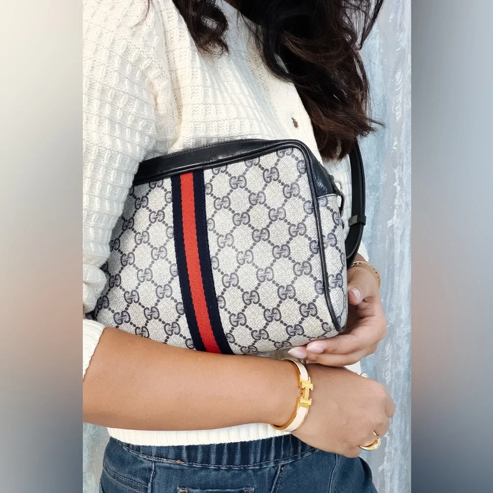 Authentic Gucci GG Clutch reworked as Crossbody ❤️ - Picture 2 of 15